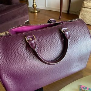 Louis Vuitton epi leather size 30 speedy SOLD